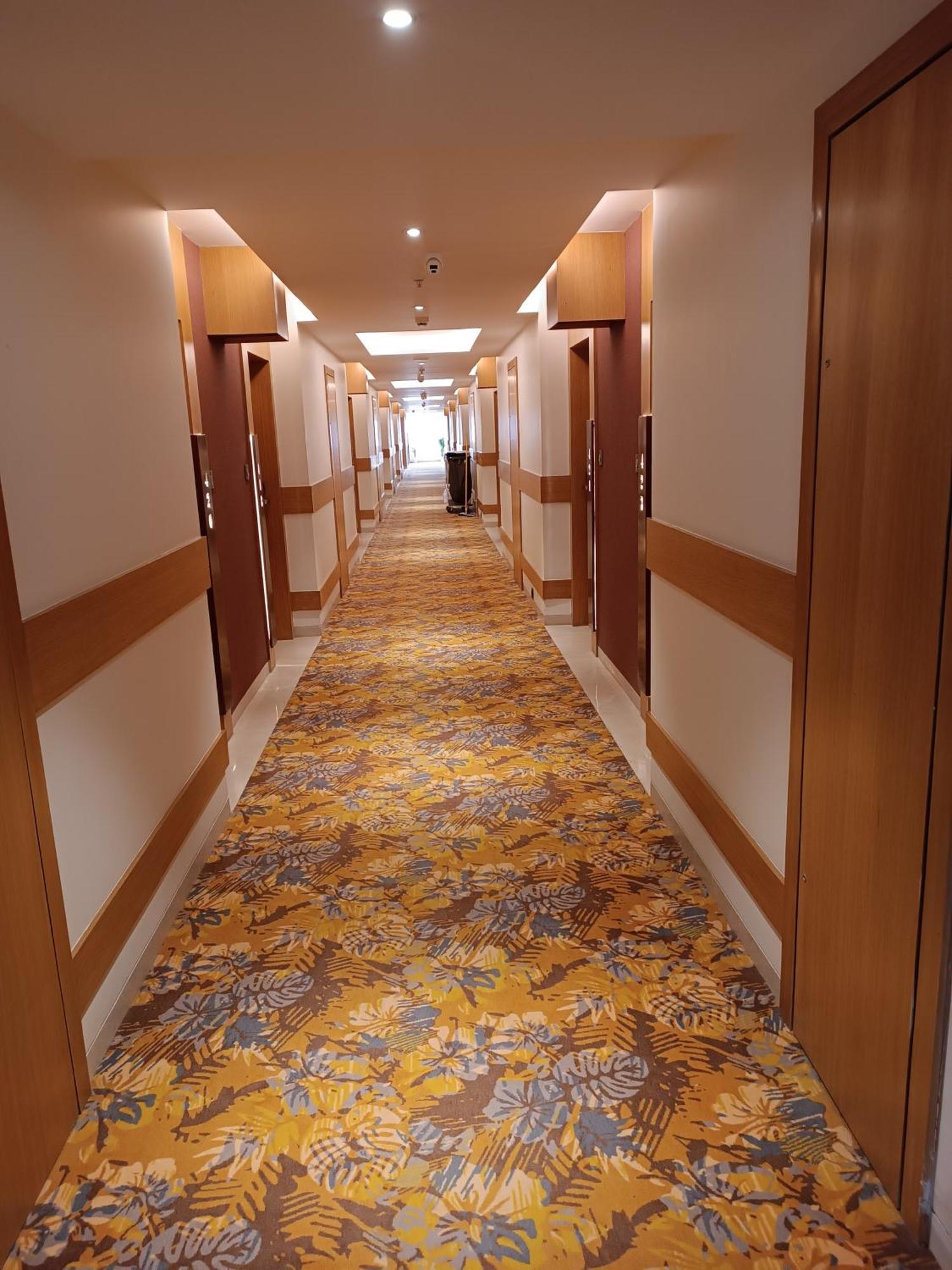 Hotel Damson Plum Lucknow Exterior foto
